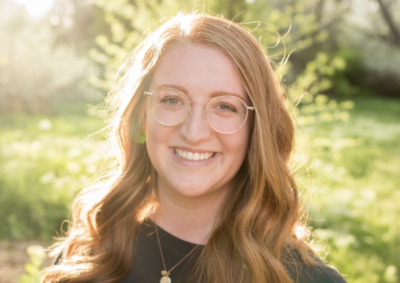 Madeline Moyle, KHS grad student that received an APHA award.