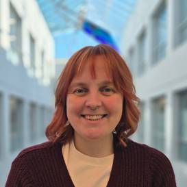 Emma Walton headshot